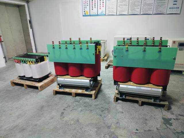 嫩江KS11-1000KVA矿用变压器